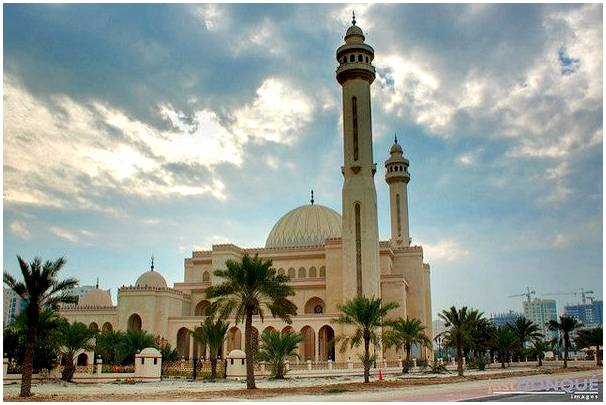 Посещаем самые невероятные мечети мира