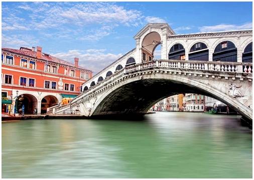 Мост Риальто в Венеции, чистая красота
