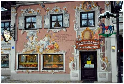 Обераммергау в Германии и его окрашенные фасады