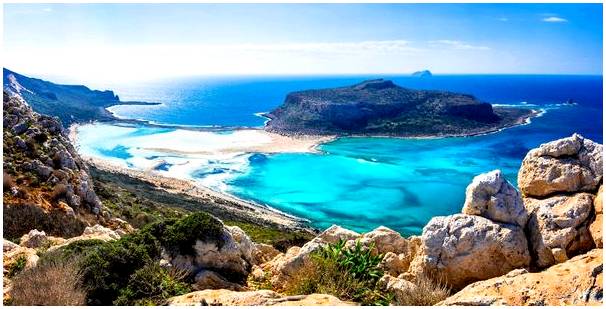 Остров Крит в Греции, один из крупнейших в Средиземноморье.