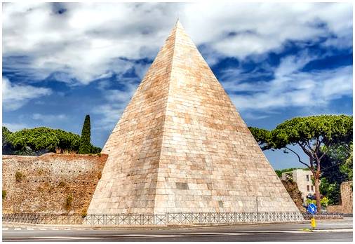 10 секретных уголков Рима, которые вы не забудете