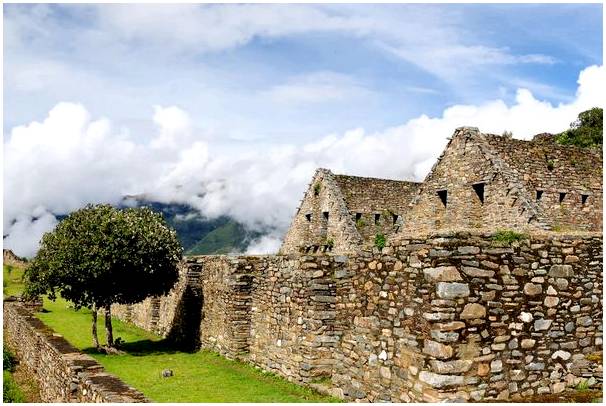 Откройте для себя археологические раскопки Чокекирао, Перу.