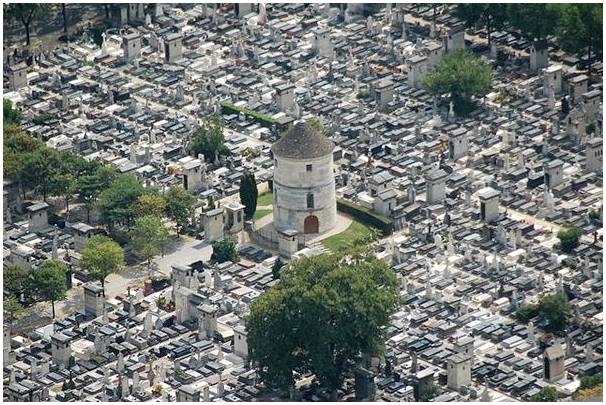 Удивительные кладбища, которые стоит посетить