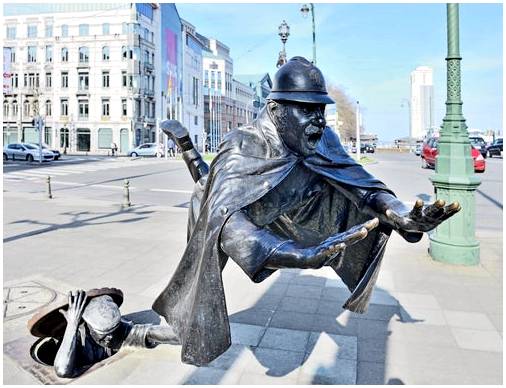Самые любопытные скульптуры европейских городов