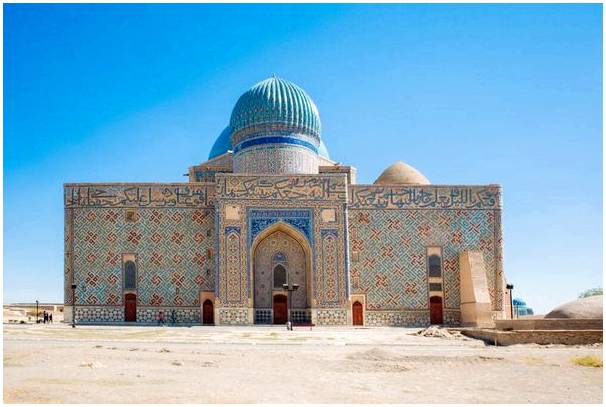 Красота мавзолея Ходжа Ахмада Ясави