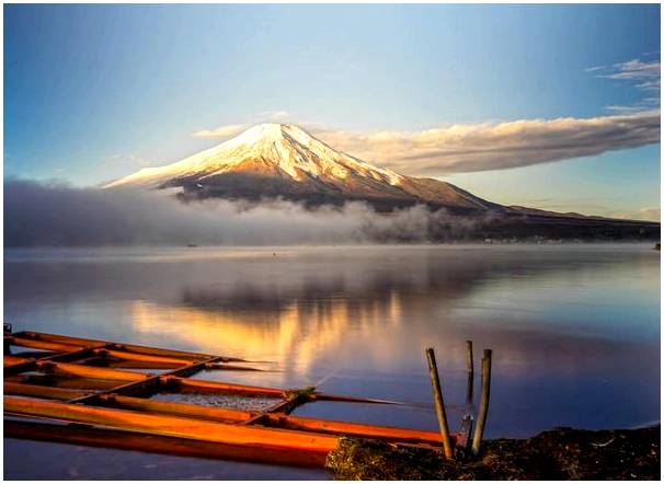 Откройте для себя гору Фудзи, символ Японии.