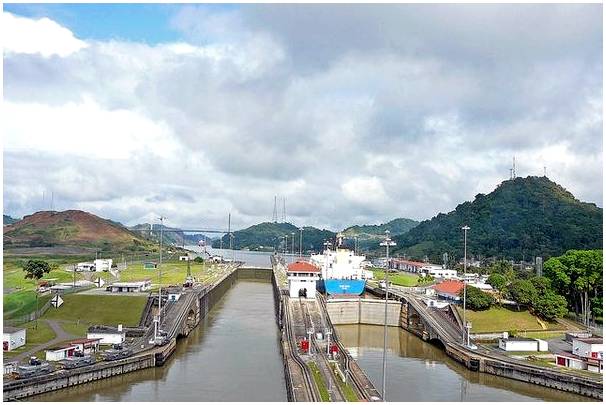 Как посетить впечатляющий Панамский канал