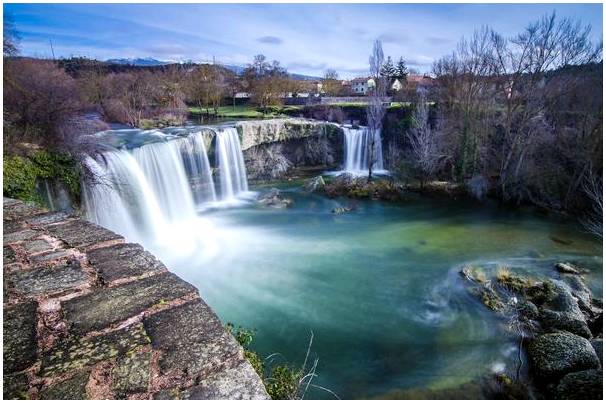 6 самых впечатляющих водопадов Испании
