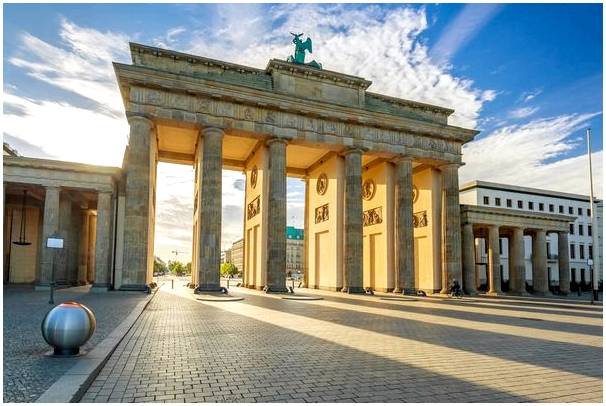Посетите столицу Германии, не покидая своего кармана, пытаясь