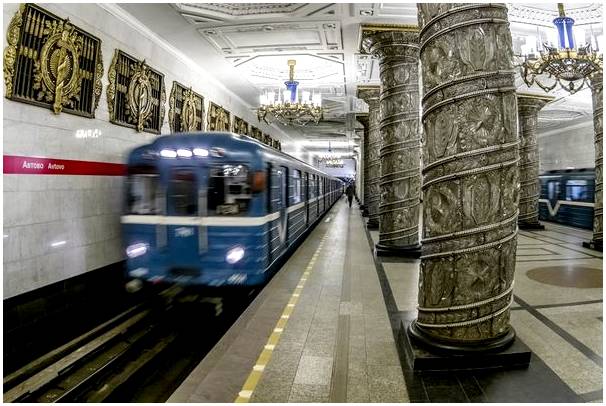 Самые эффектные станции метро в Европе