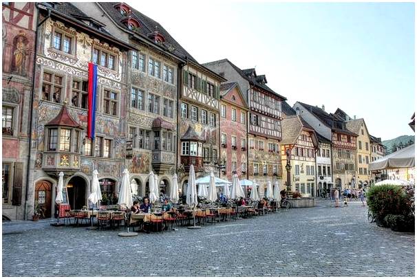 Штайн-на-Рейне, одна из самых красивых деревень Швейцарии.