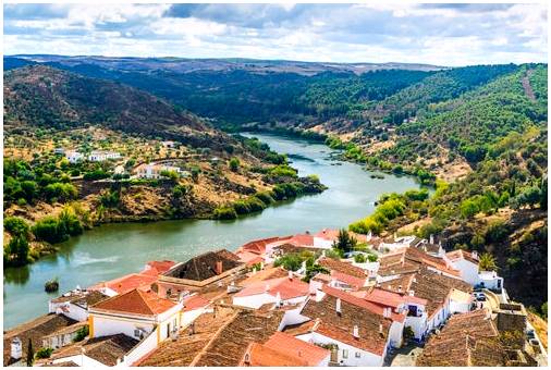 5 невероятных маршрутов по менее известной Португалии