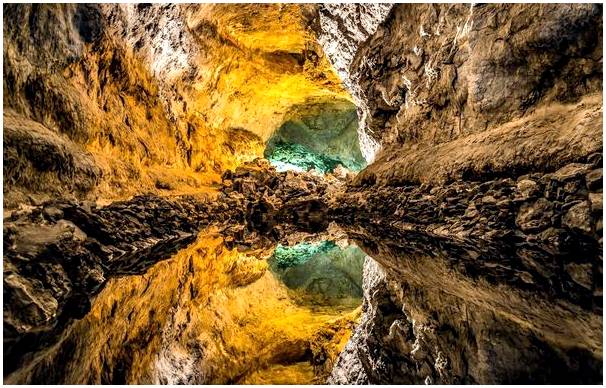 Удивительные пещеры, которые кажутся из другого мира