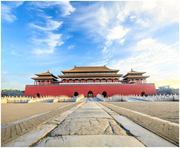 Посетите Императорский дворец в Пекине, Запретном городе.