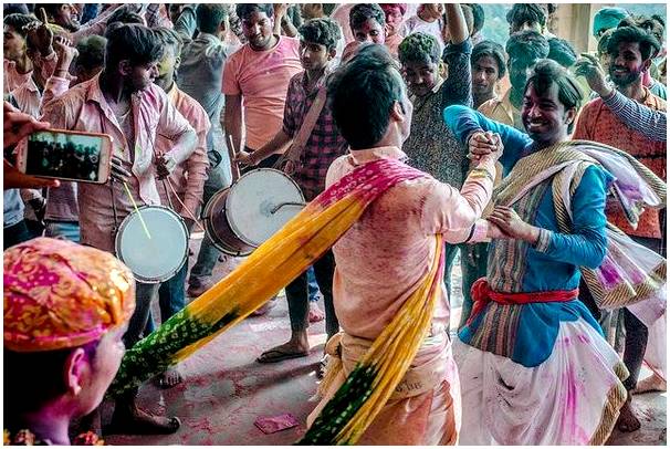 Индийский фестиваль красок: мы рассказываем вам все о Холи
