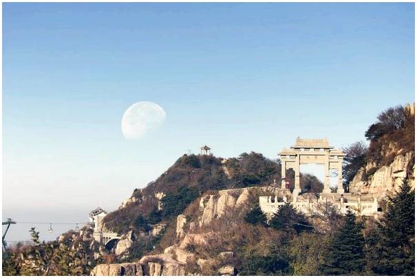 5 священных гор даосской религии в Китае