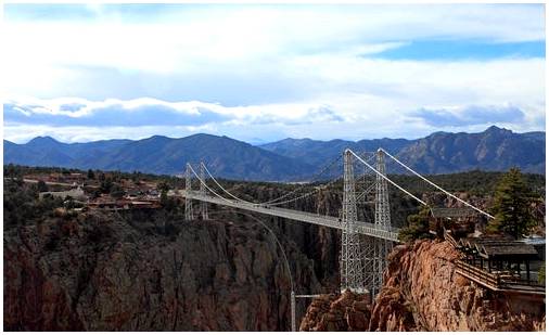 6 самых невероятных мостов в мире
