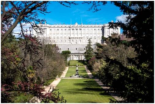 Сады Кампо-дель-Моро, важное место для посещения в Мадриде