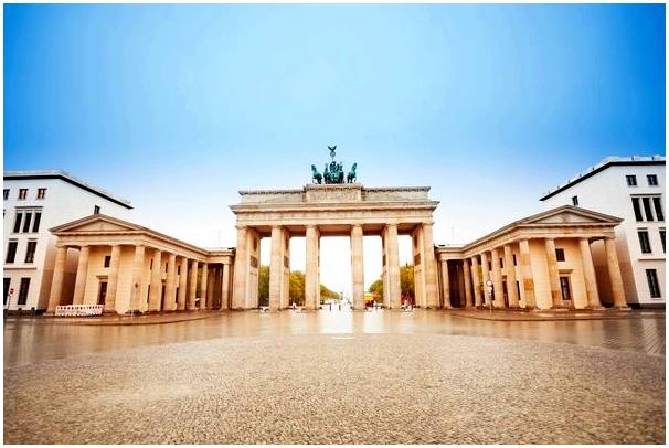 Бранденбургские ворота: полезная информация