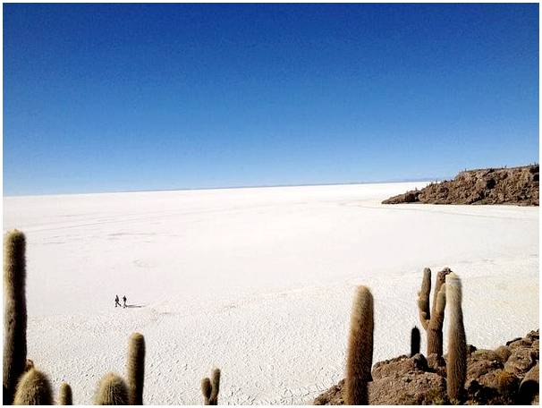 Салар де Уюни, самая большая соляная пустыня в мире.