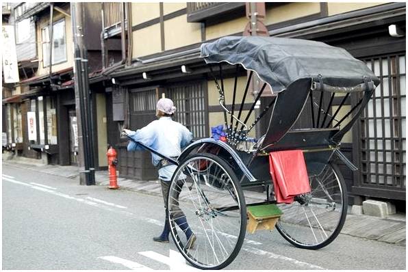 7 вещей, которые нужно сделать в Такаяме, уникальном японском городе