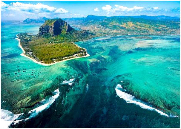 Наслаждайтесь пляжем Флик-ан-Флак на Маврикии
