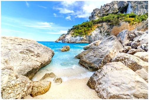Мы доставим вас на лучшие пляжи Сардинии