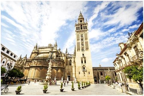 Экскурсия по самым красивым испанским соборам.