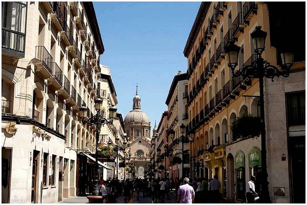 10 испанских улиц, на которых есть что-то особенное