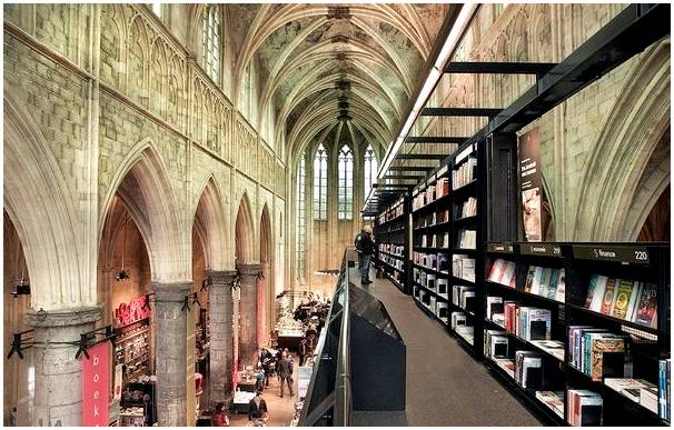 Самые уникальные и очаровательные книжные магазины мира