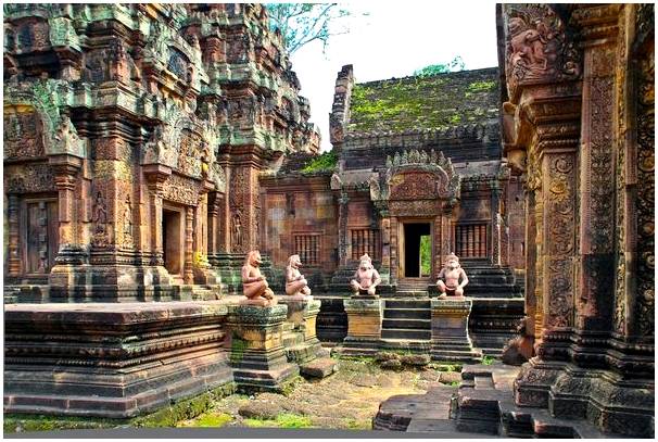 Храмы Ангкора, одного из чудес света.