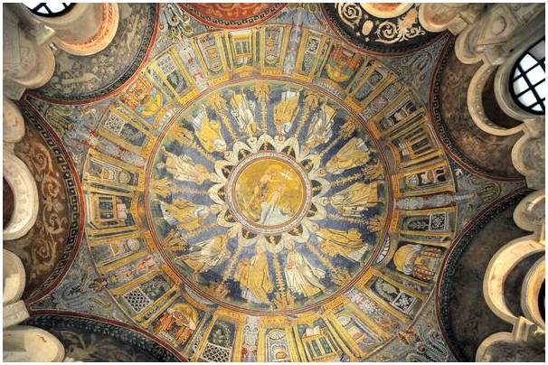 Знаменитые мозаики города Равенна