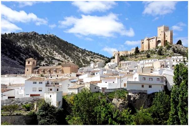 Посещаем замок Велес-Бланко в Альмерии.
