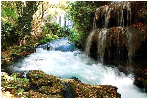 Мы посетим впечатляющий водопад Дюден в Турции.