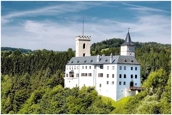 Средневековые замки недалеко от Праги, которые обязательно нужно посетить