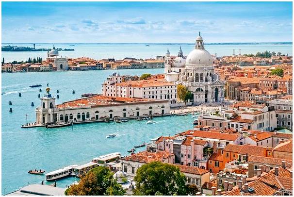 Подготовьтесь к двухдневному отдыху в Венеции.