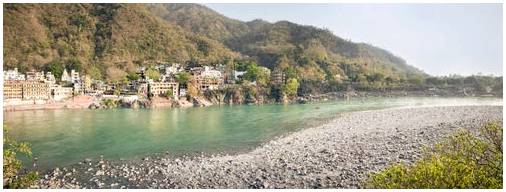 Река Ганг, священная река в Индии.