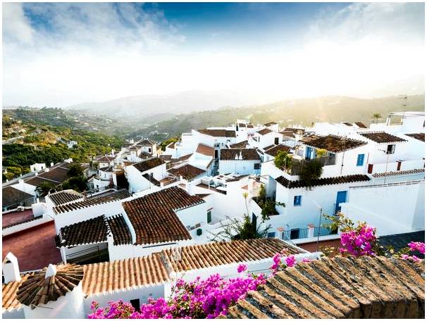 10 красивых городов Испании, которые стоит посетить