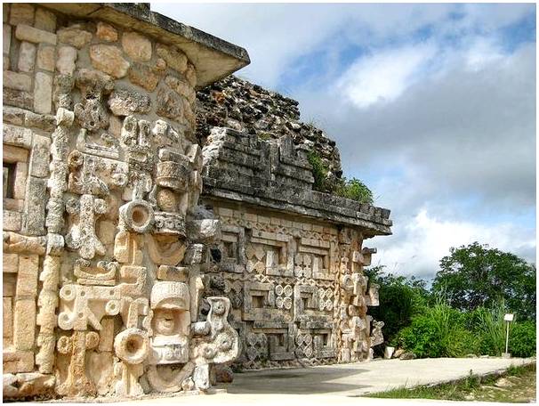Путеводитель по древнему городу Ушмаль в Мексике