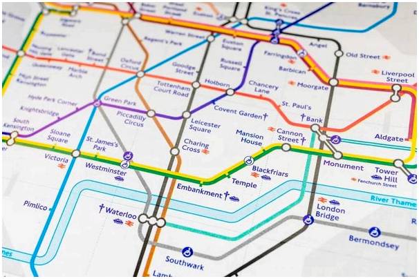 Запуск лондонского метро в реальном времени