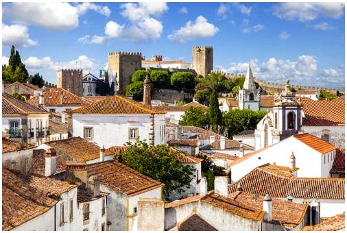 5 самых красивых городов недалеко от Лиссабона
