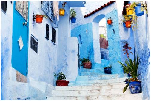 11 красивых мест в мире, окрашенных в синий цвет