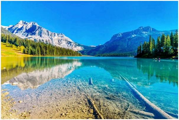 Откройте для себя красоту национального парка Йохо в Канаде.
