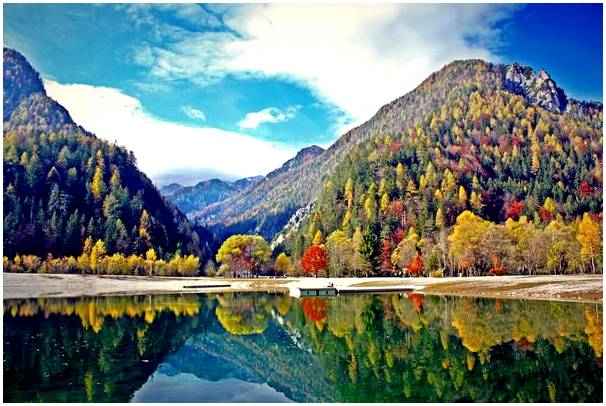 Краньска Гора, одна из самых красивых деревень Словении.