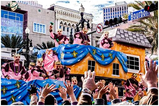 6 самых красочных и зрелищных карнавалов мира