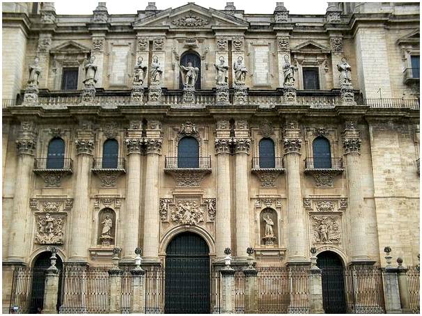 Хаэнский собор, жемчужина эпохи Возрождения этого андалузского города.