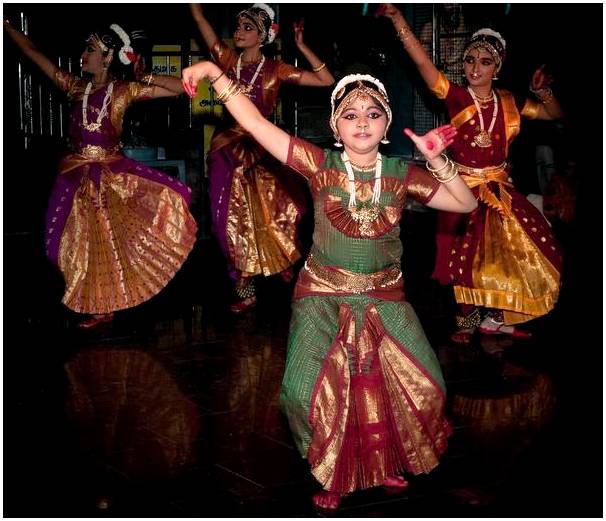 Ченнаи в Индии и его фестиваль музыки и танцев