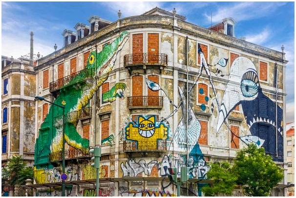 Прогуляемся по городскому искусству Лиссабона.