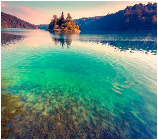 Чудесные Плитвицкие озера в Хорватии