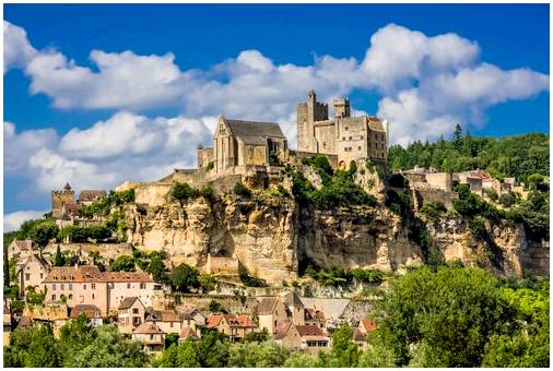 7 великолепных деревень во Франции